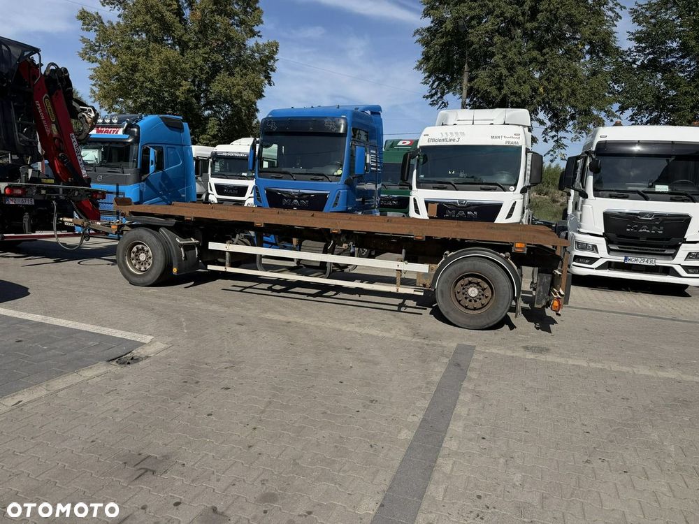 Schmitz Cargobull AFW 18