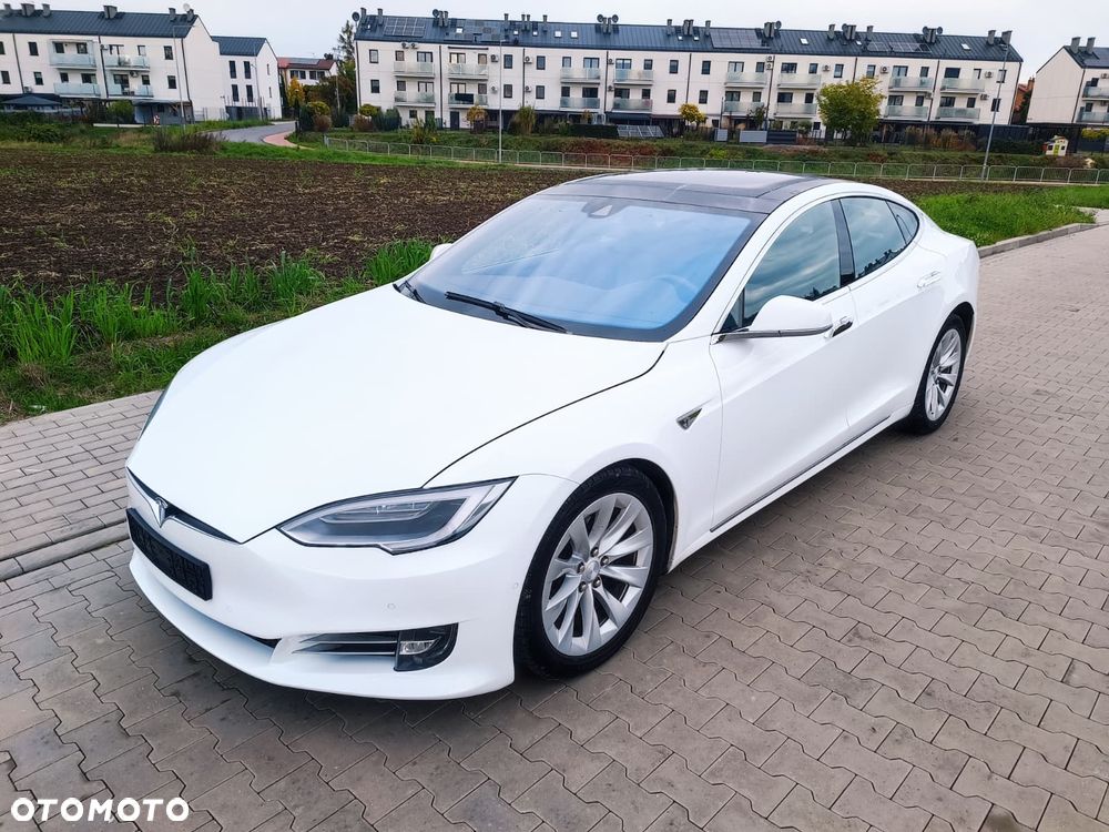 Tesla Model S Long Range Plus - 29