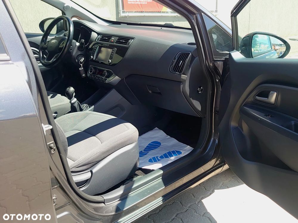 Kia Rio 1.4 Spirit - 9