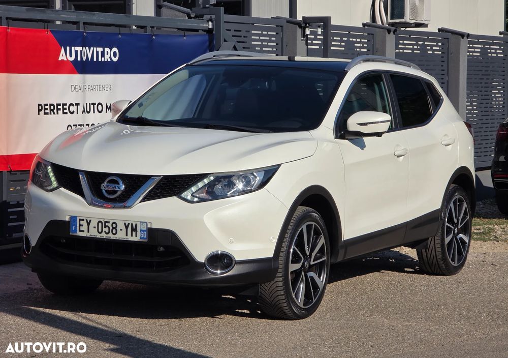 Nissan Qashqai 1.6 DCI TEKNA+ - 9