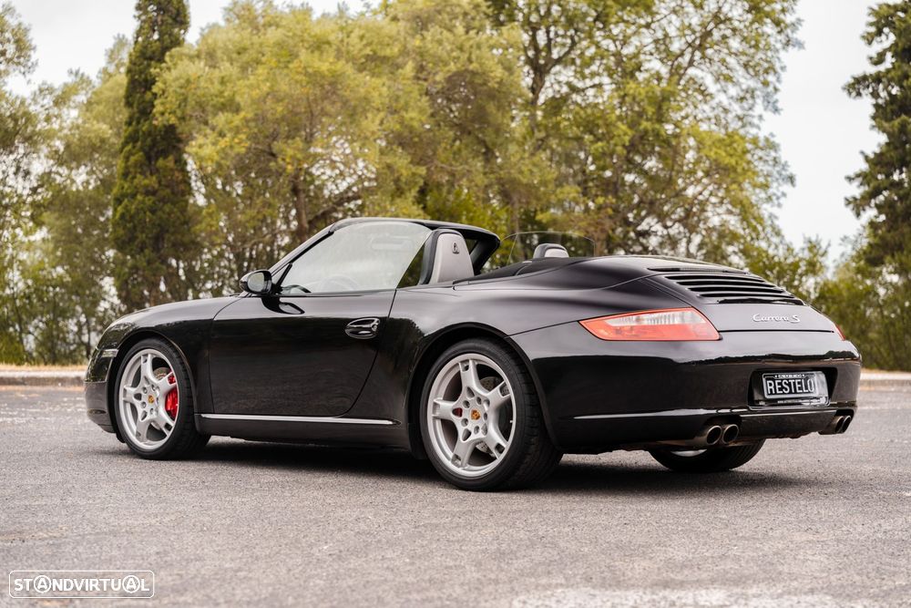 Porsche 911 Série F - 3