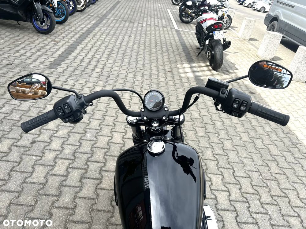 Harley-Davidson Softail Street Bob - 8