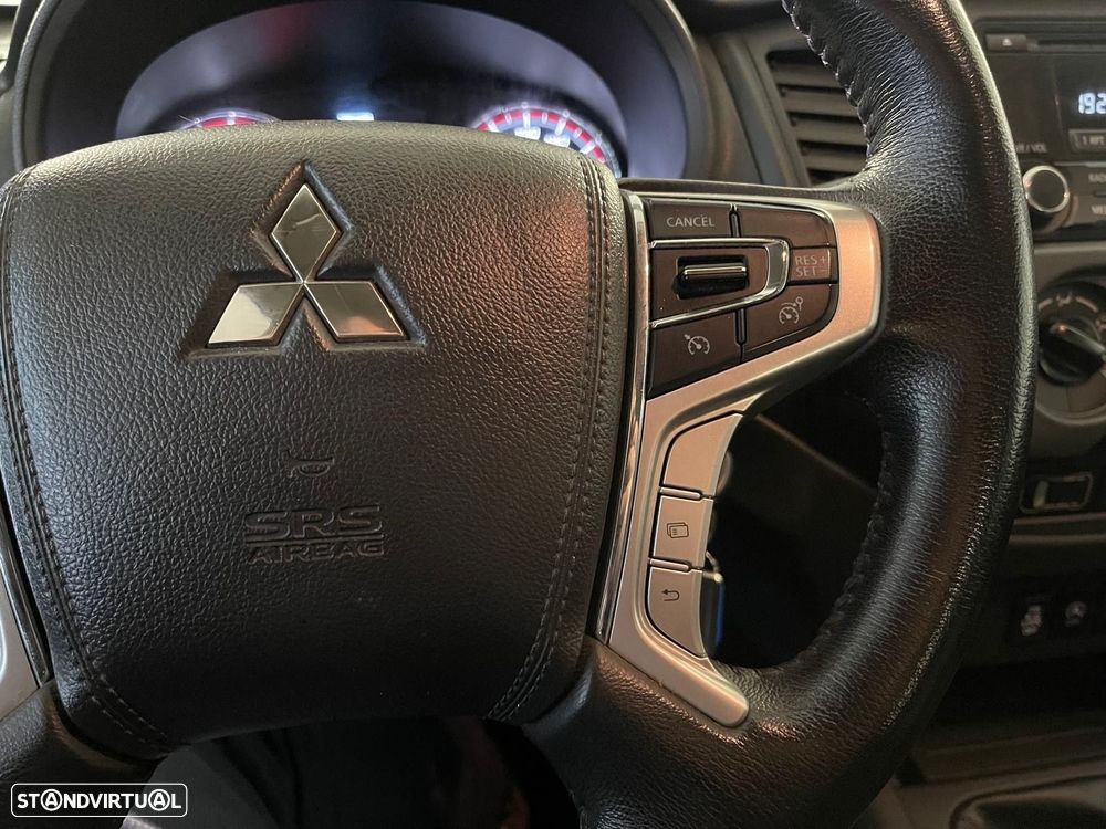 Mitsubishi L200 2.3 DI-D CD Invite Strakar Look 4WD - 17