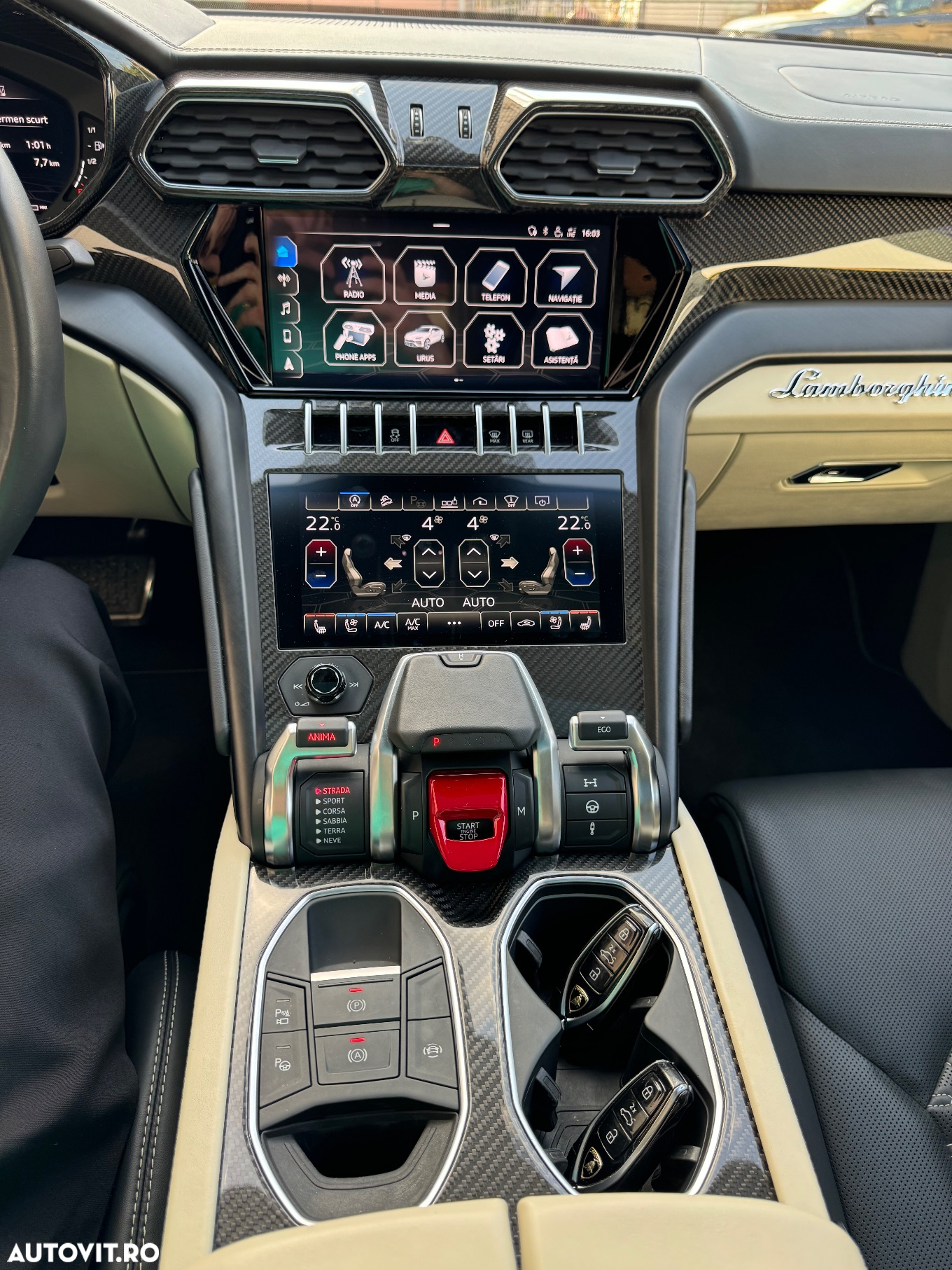 Lamborghini URUS Standard - 20