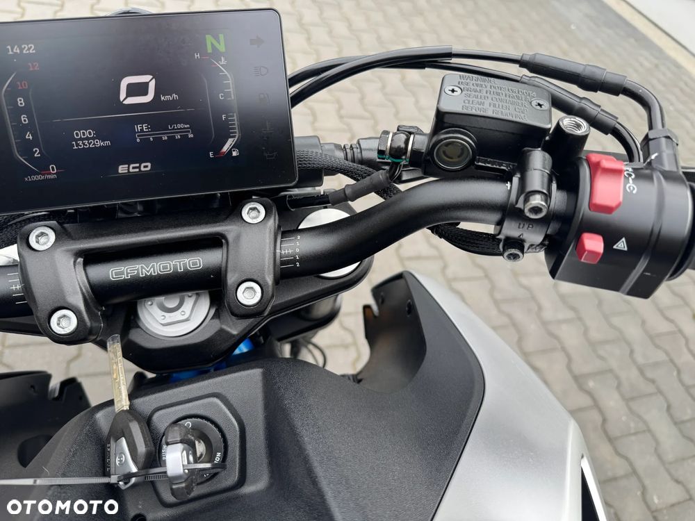 CFMoto 300NK - 22