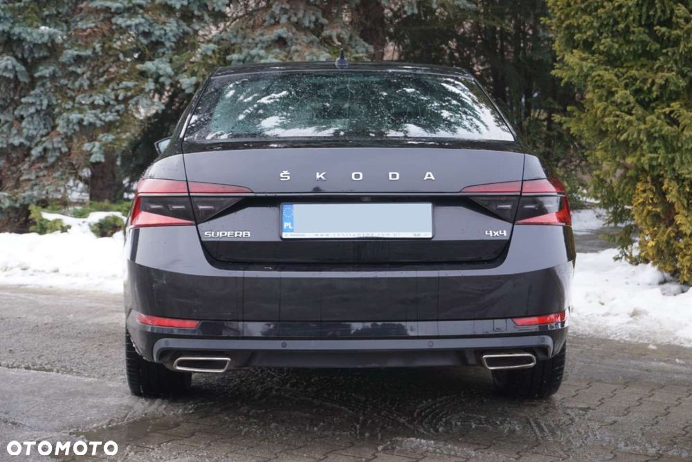 Skoda Superb 2.0 TSI 4x4 L&K DSG - 6