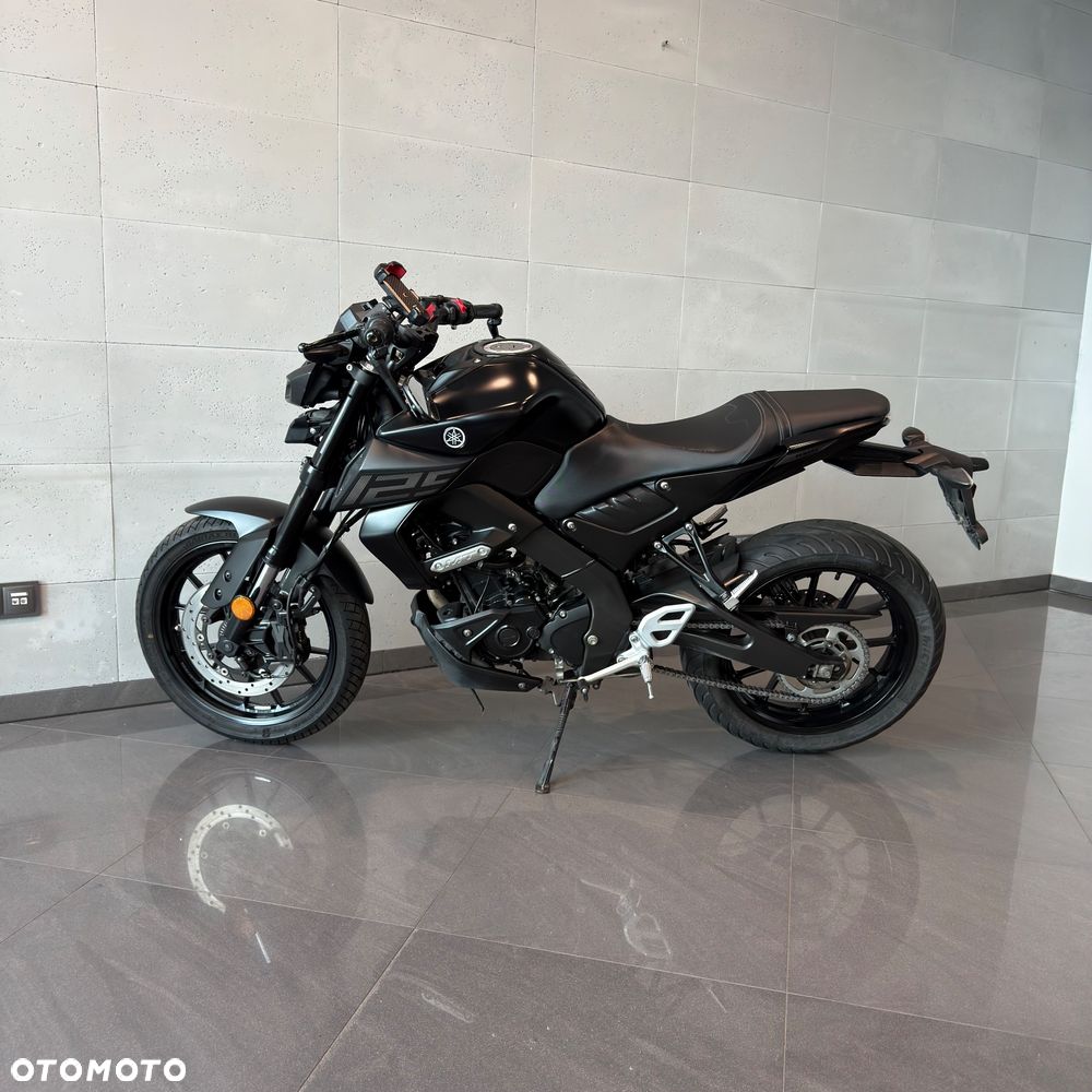 Yamaha MT - 8