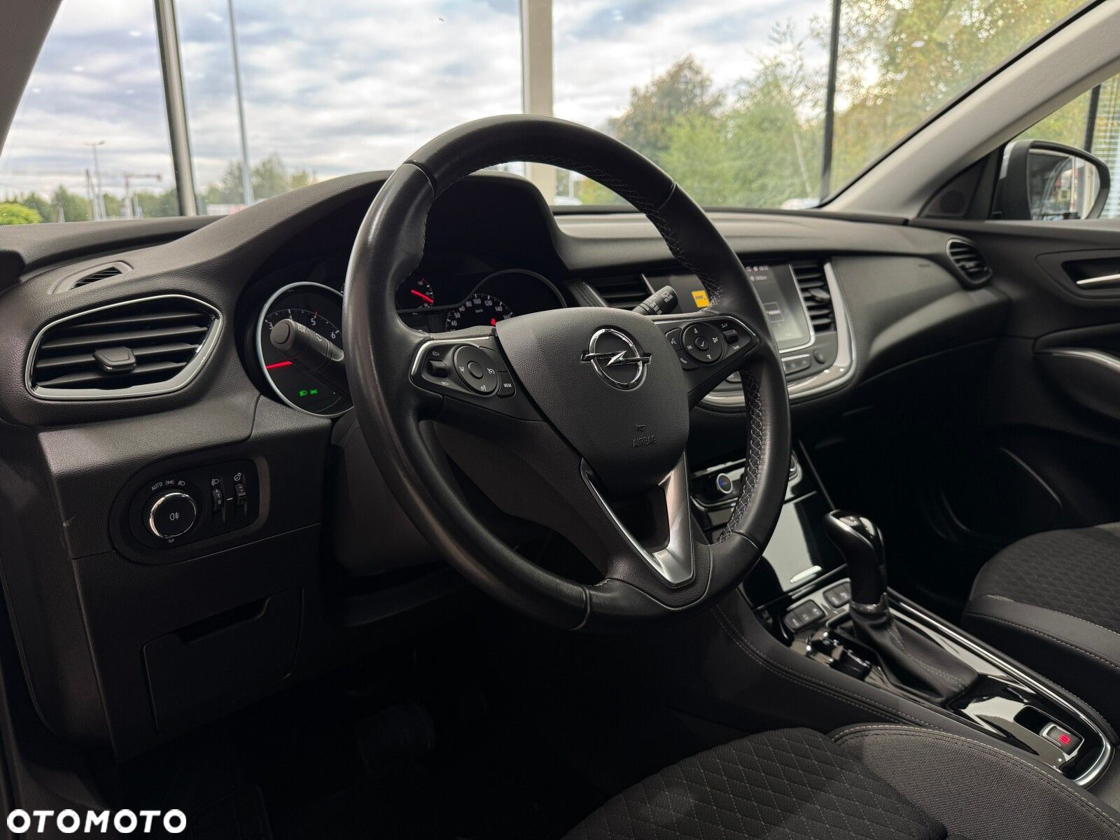 Opel Grandland X - 8