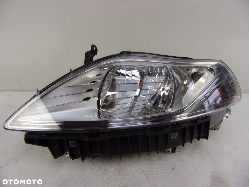 LANCIA YPSILON II 11- LAMPA LEWA PRZÓD 51850555 - 1