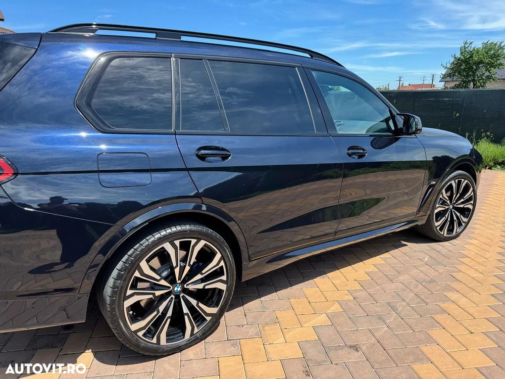 BMW X7 M60i xDrive AT MHEV - 14