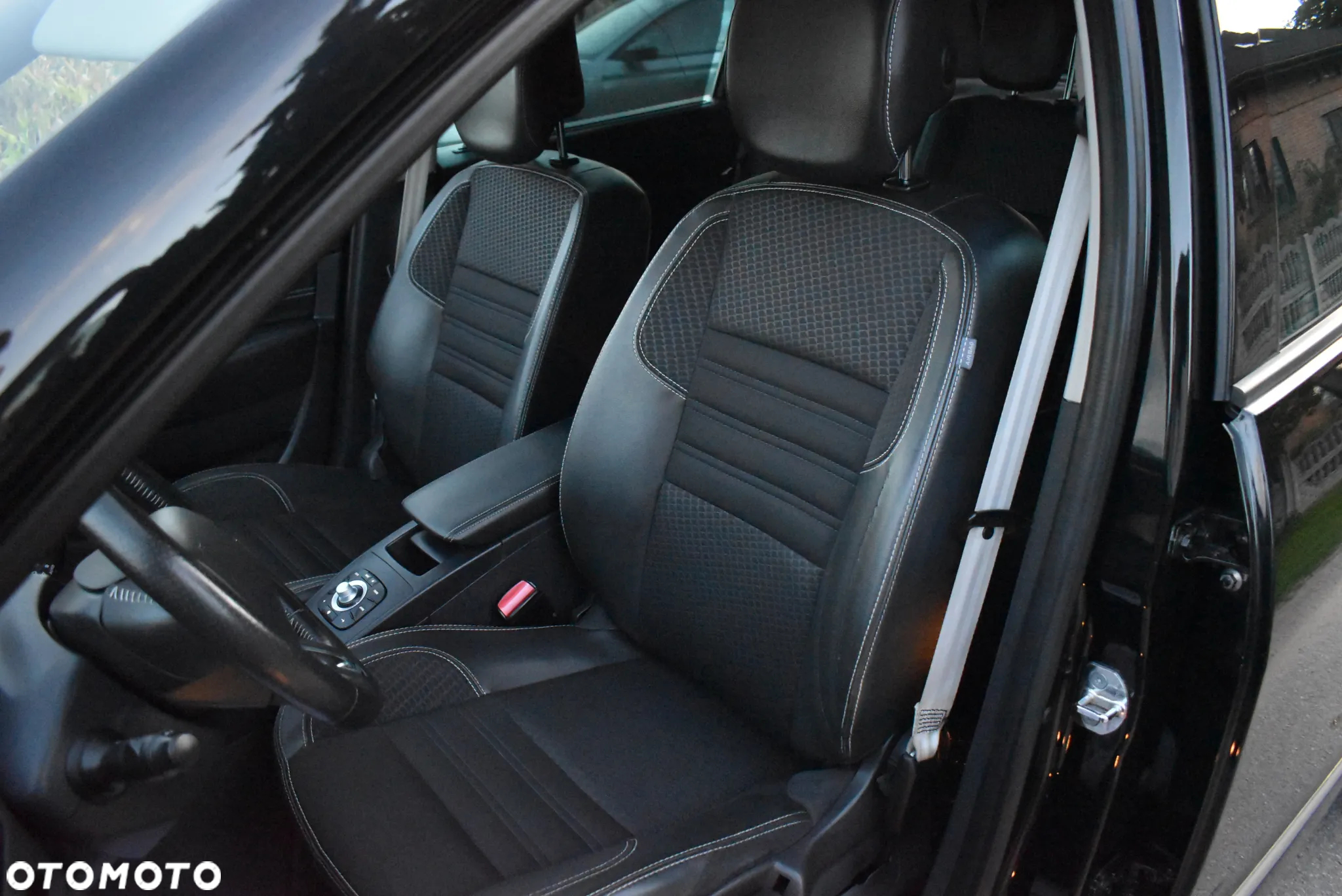 Renault Scenic ENERGY TCe 130 S&S Xmod Bose Edition - 21