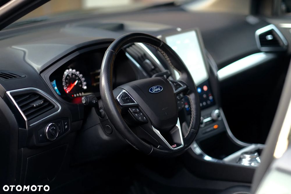 Ford Edge - 26