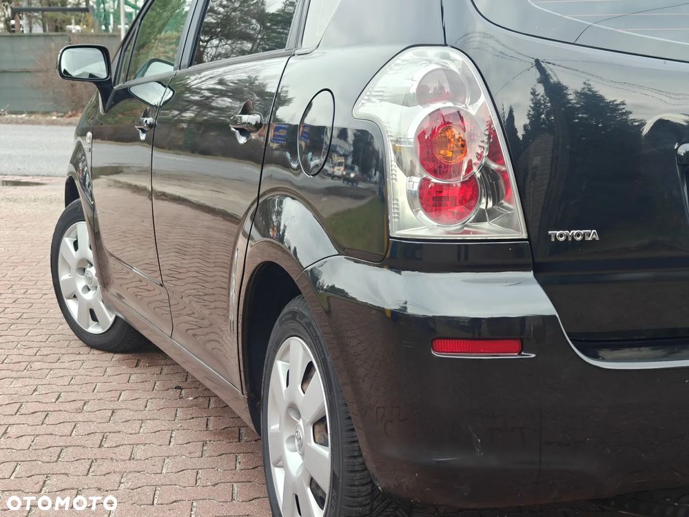 Toyota Corolla Verso 1.8 Luna - 10