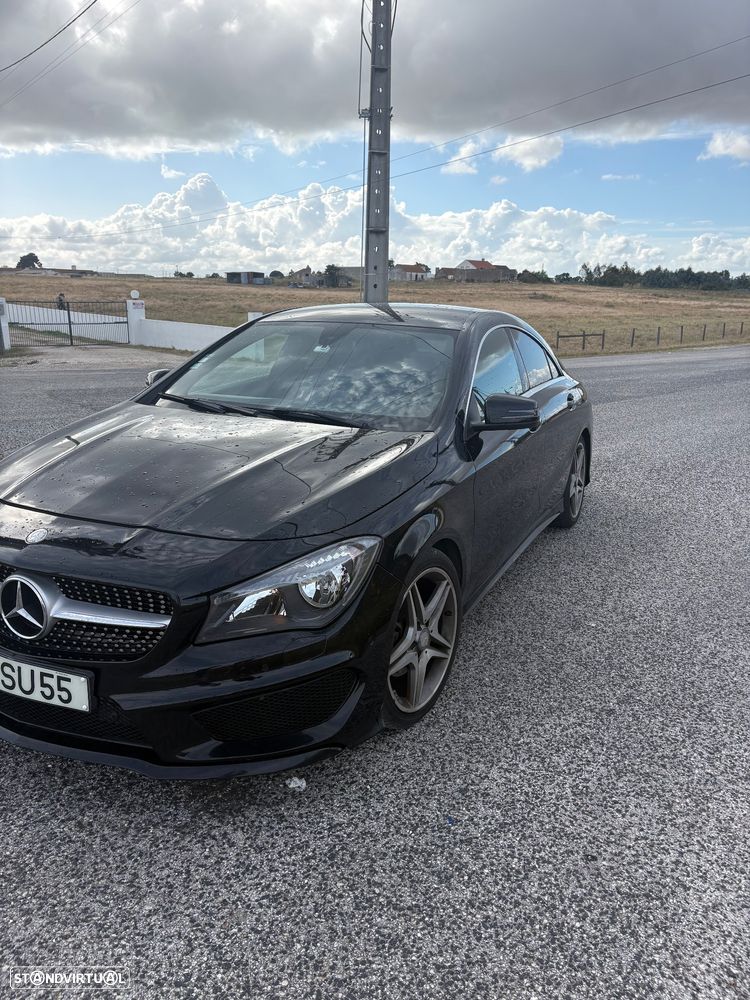 Mercedes-Benz CLA 180 d Shooting Brake AMG Line - 14