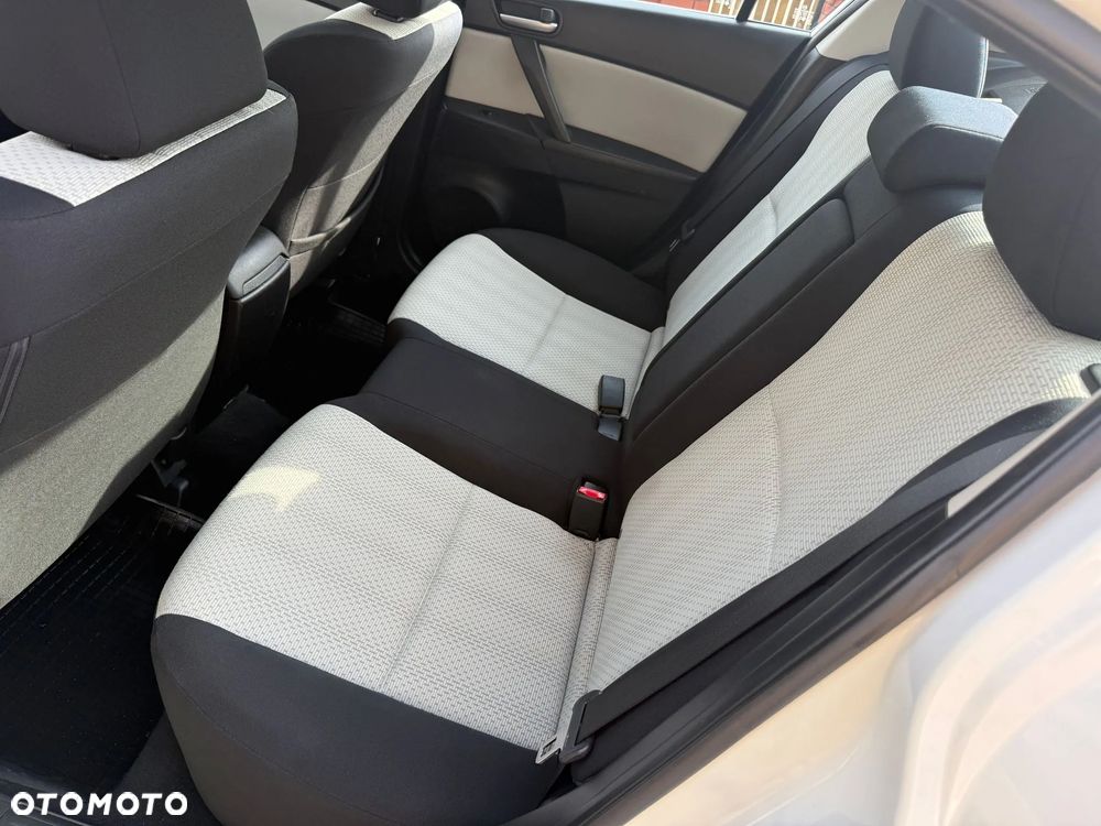 Mazda 3 2.0 MZR Exclusive-Line - 24