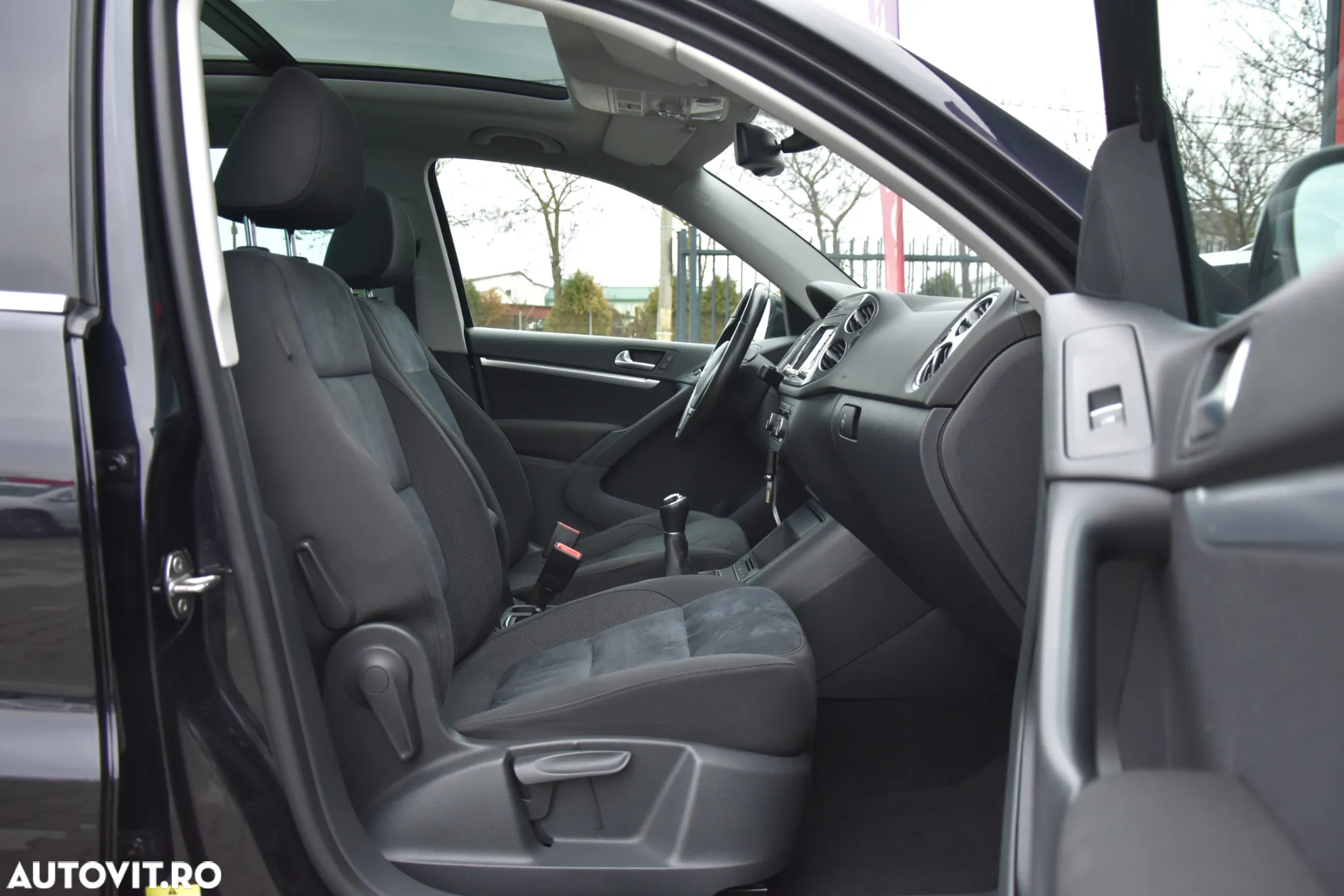 Volkswagen Tiguan 1.4 TSI BlueMotion Technology Team - 17
