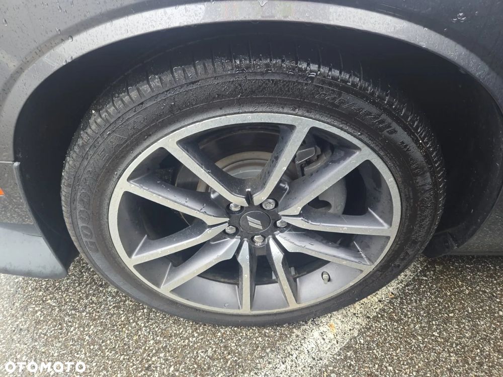 Dodge Challenger 5.7 R/T - 18