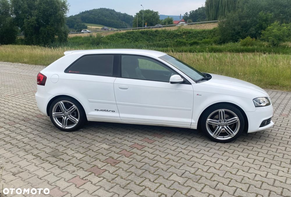 Audi A3 Sportback - 2