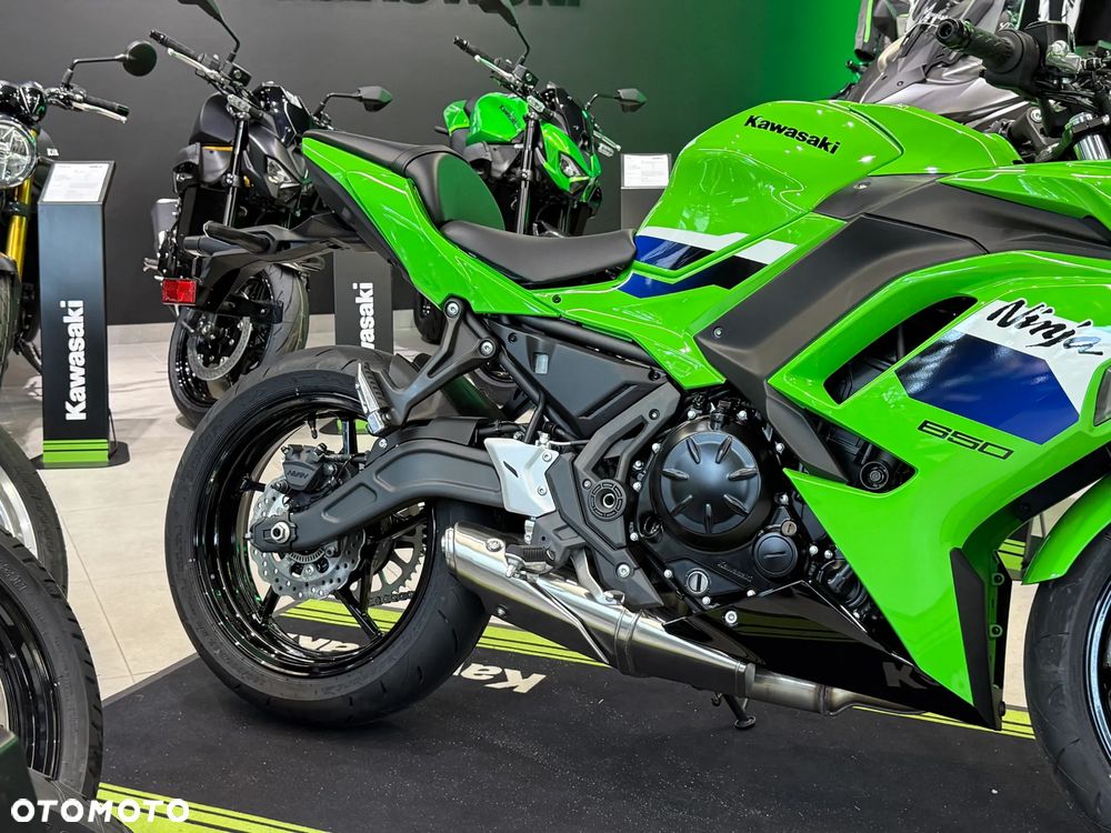 Kawasaki Ninja - 6