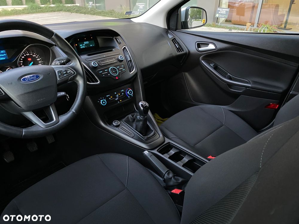 Ford Focus 1.6 Gold X - 25