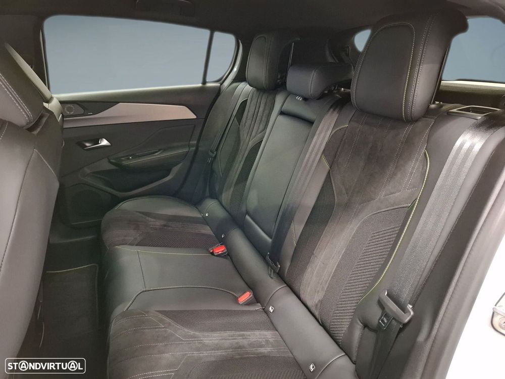 Peugeot 308 1.2 PureTech GT EAT8 - 12