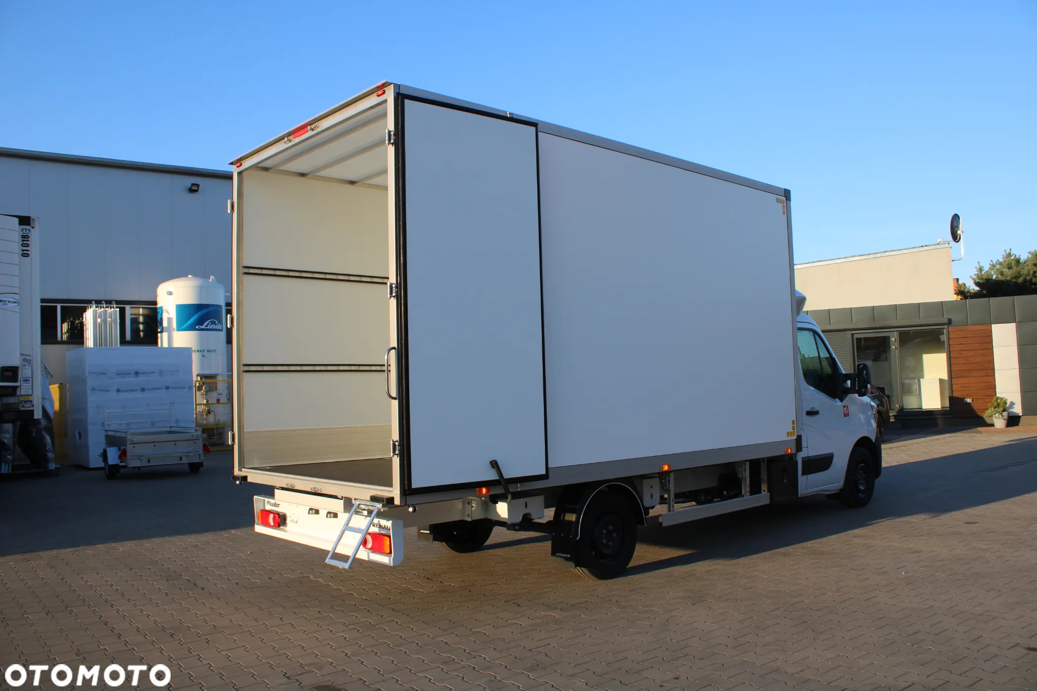 Renault Master - 10