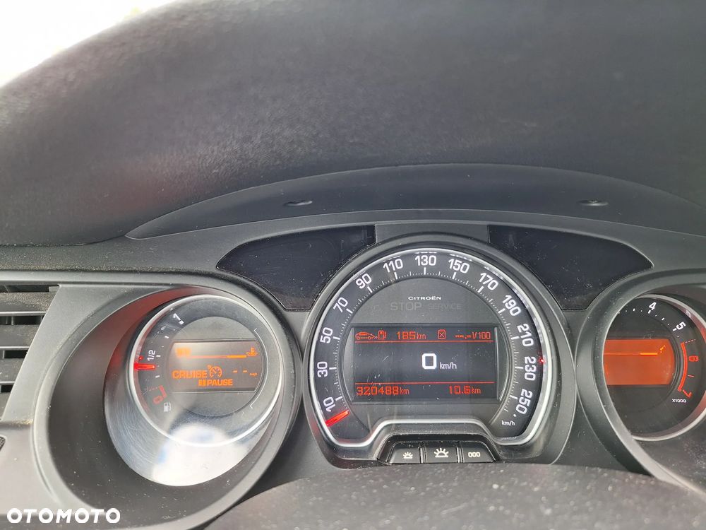 Citroën C5 2.0i 16V Exclusive - 2