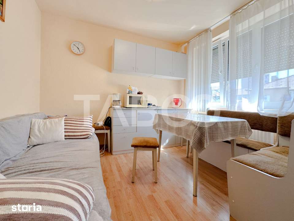 Apartament de vanzare 2 camere 48mp mobilat utilat zona Mihai Viteazul — fotografia 1