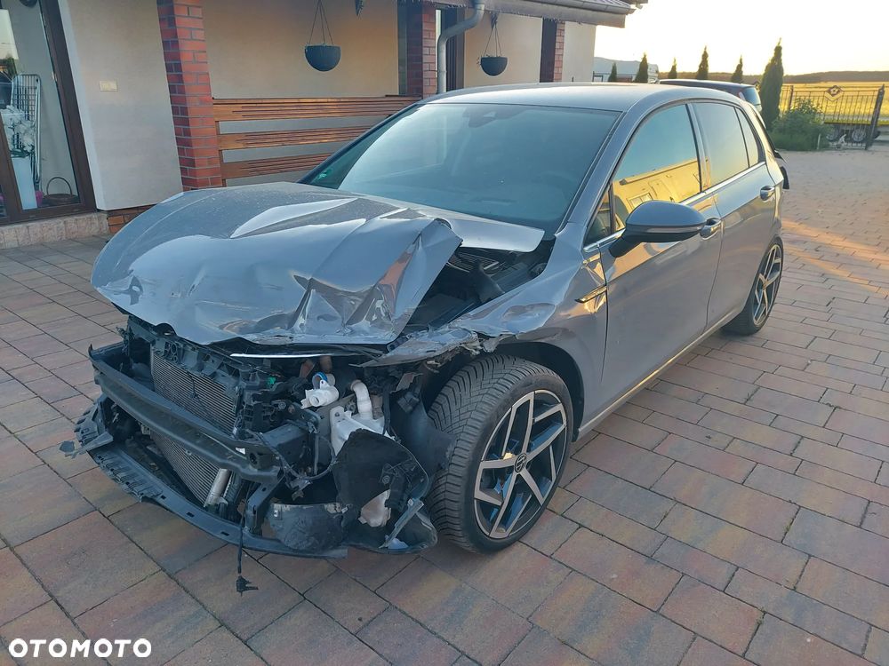 Volkswagen Golf 1.5 TSI OPF Style - 3