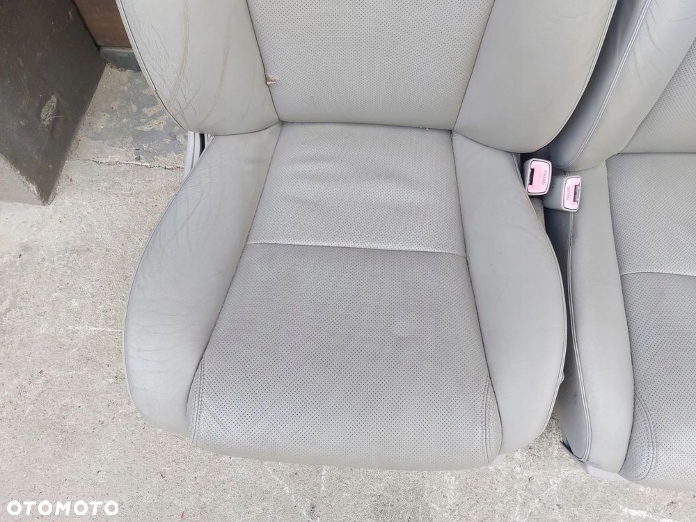 LEXUS GS III 350 450h 07r Fotel prawy przód skóra - 2