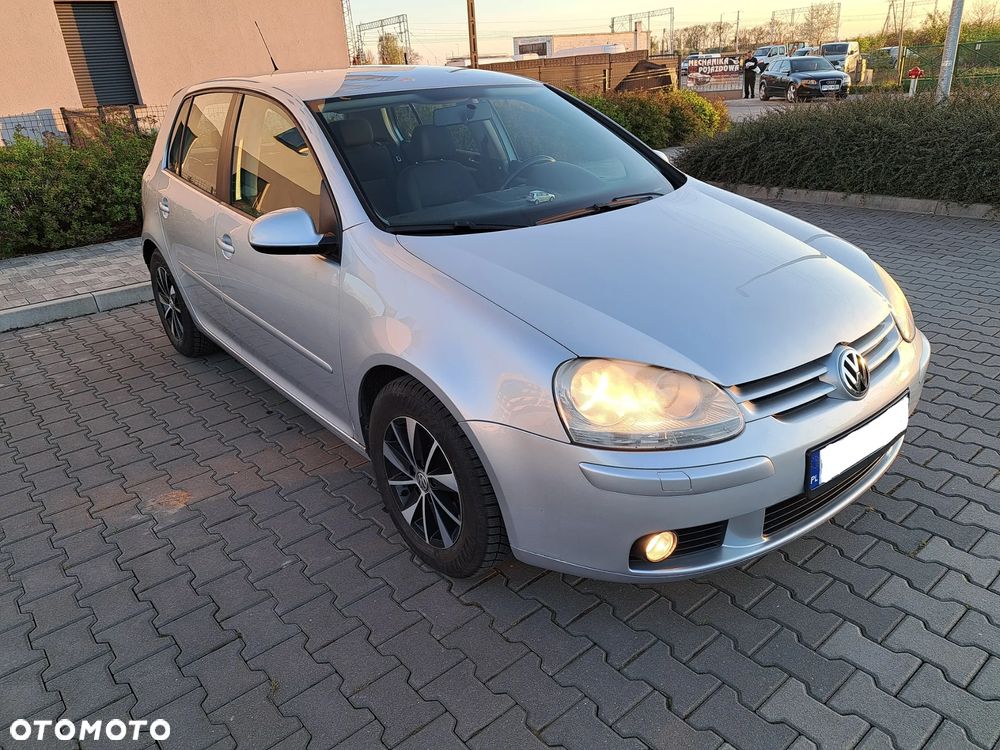 Volkswagen Golf - 3