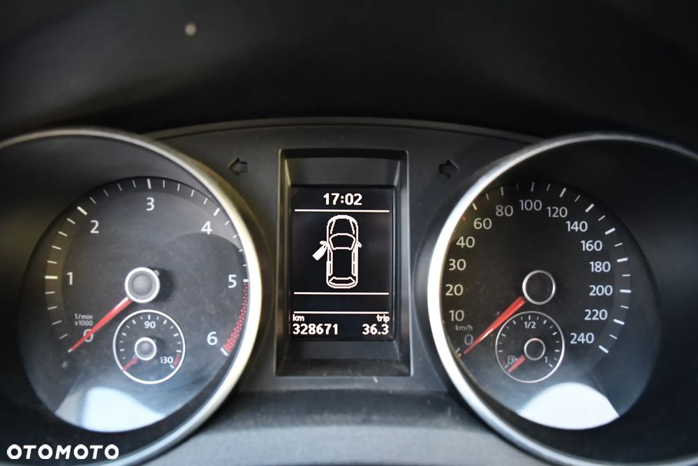 Volkswagen Golf 1.6 TDI Comfortline - 15