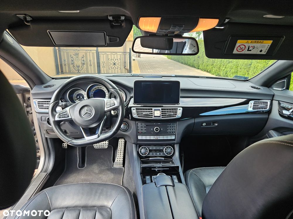 Mercedes-Benz CLS - 13