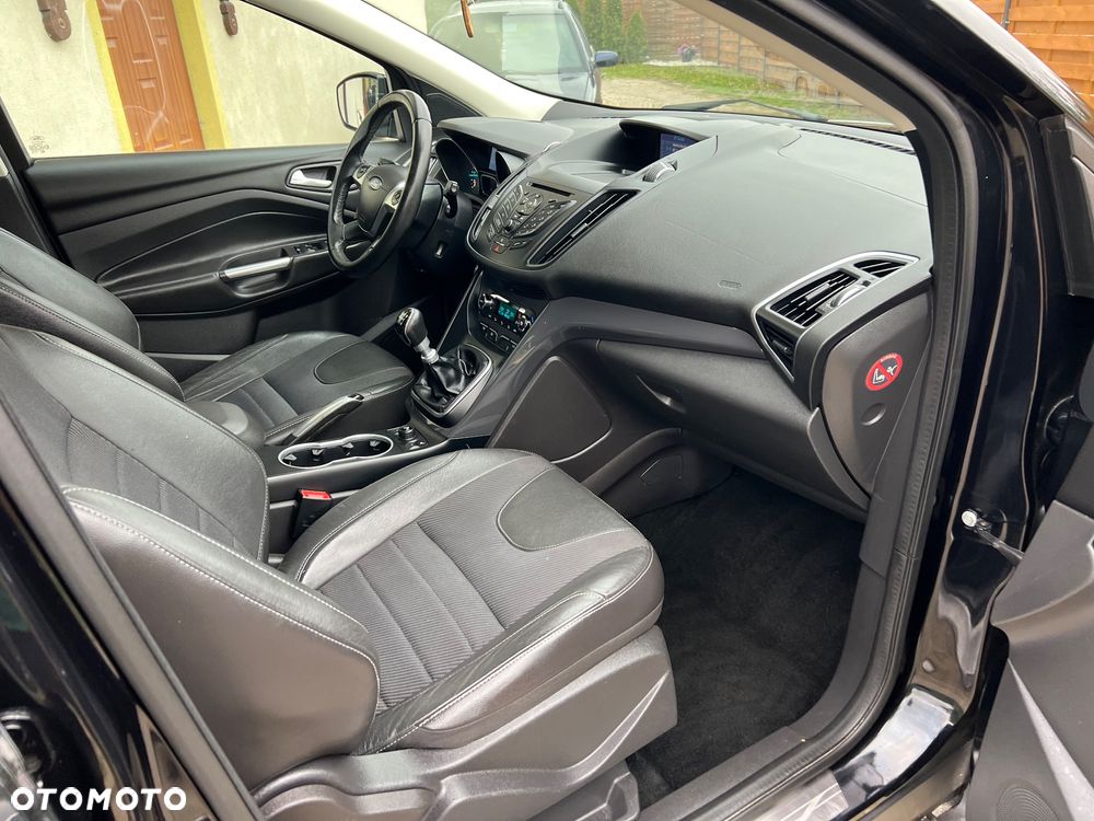 Ford Kuga - 18