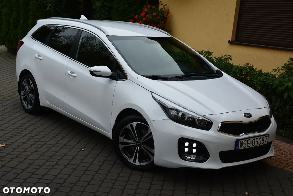 Kia Ceed 1.6 CRDi GT Line - 1