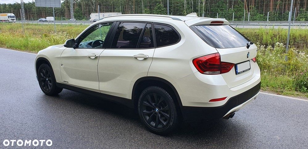 BMW X1 xDrive28i Sport Line - 8