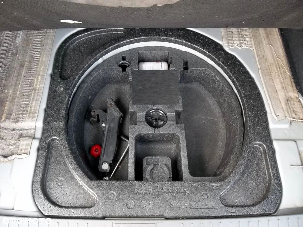 Ford Focus 1.8 Silver Magic - 12