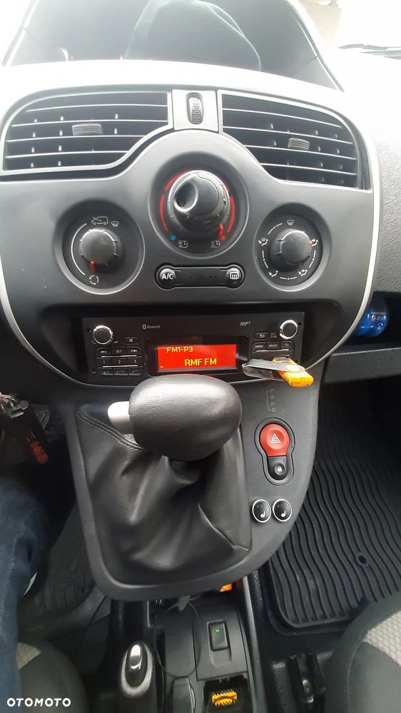 Renault kANGOO ZE33 - 16