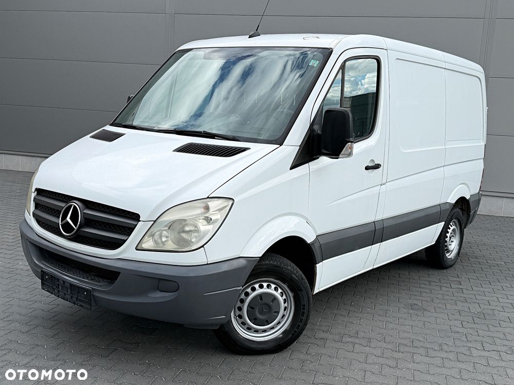Mercedes-Benz Sprinter - 4