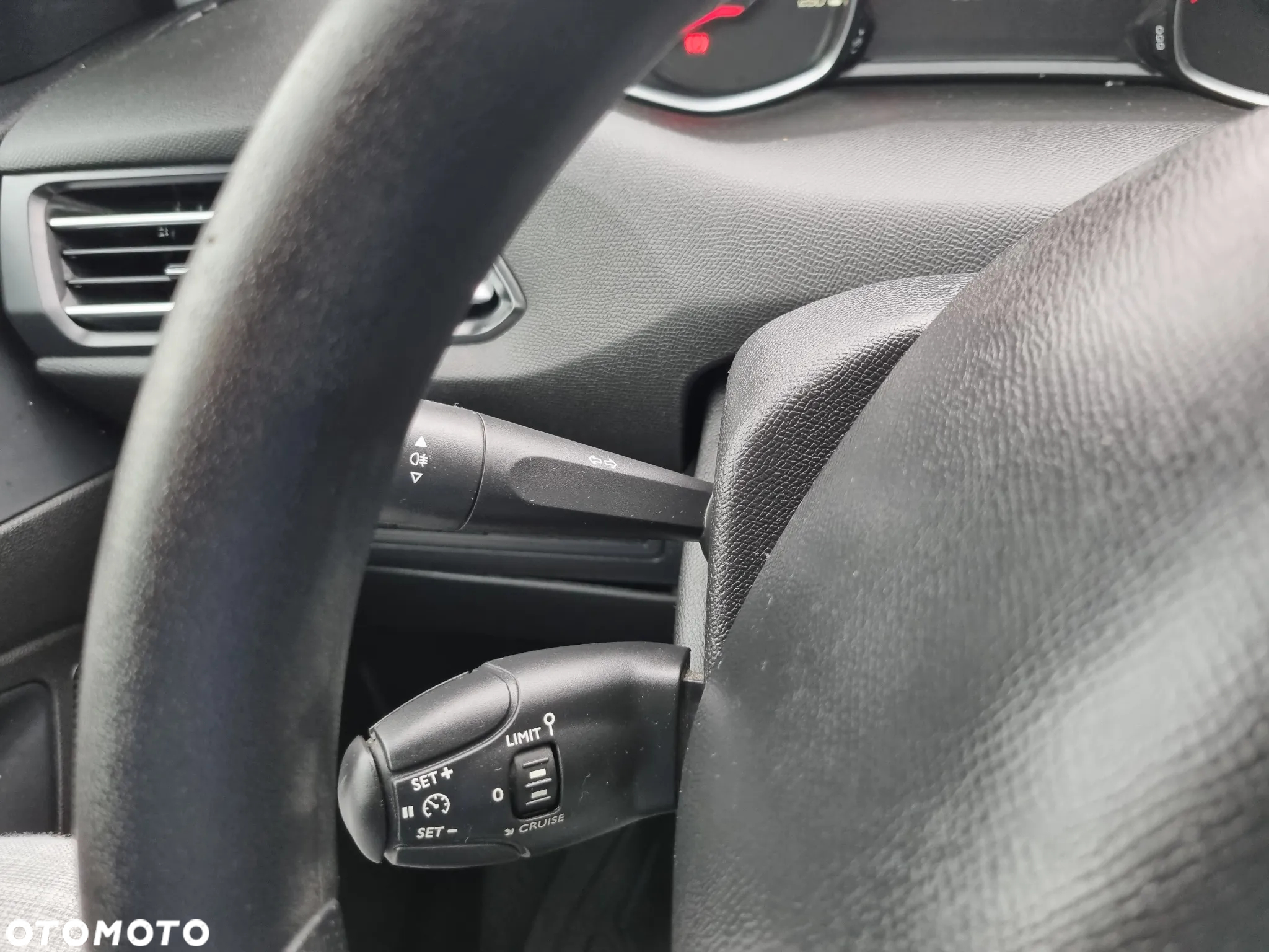 Peugeot 308 1.2 PureTech Access EU6 - 19