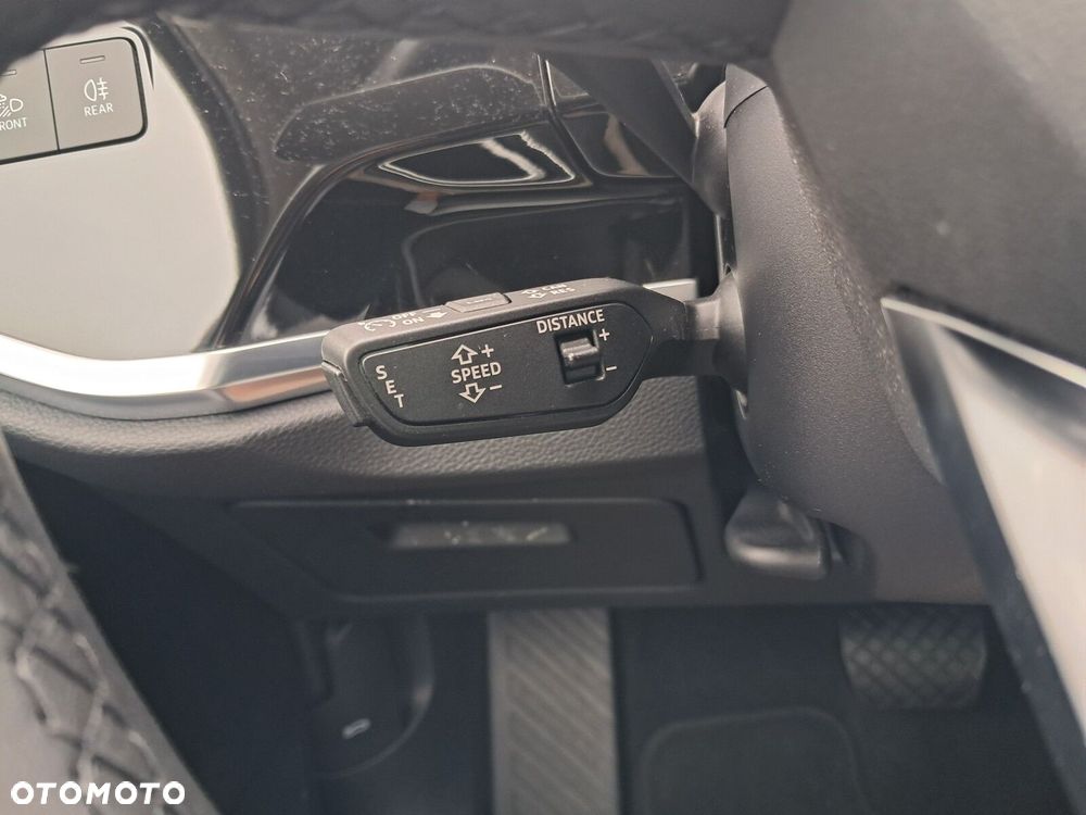Audi Q3 - 17