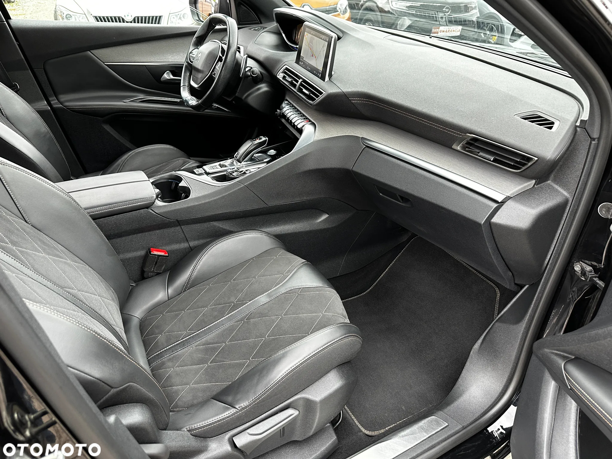 Peugeot 3008 - 24