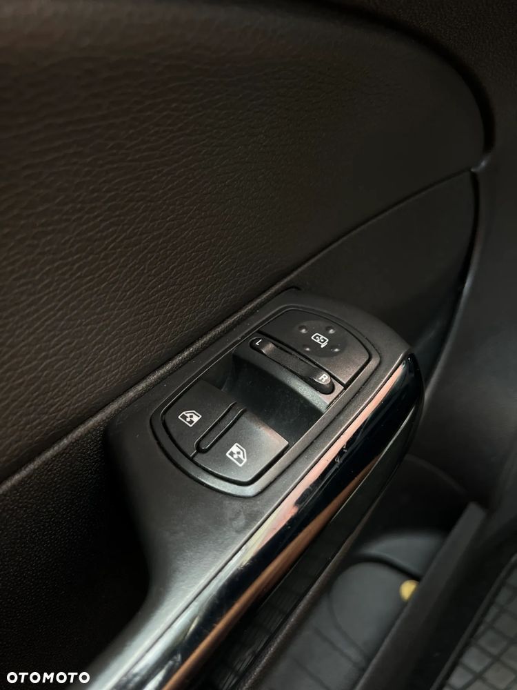 Opel Corsa - 22