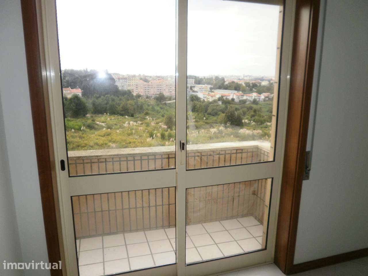 Alugo T1 Rua de Baiza - renda 675,00€ - Grande imagem: 3/10
