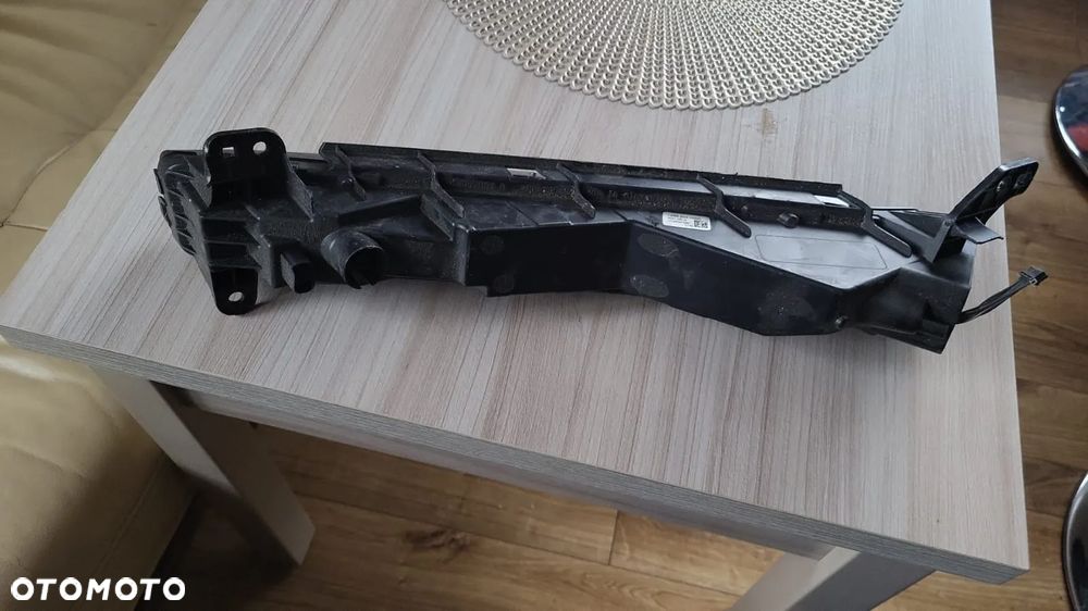 EU HALOGEN PRAWY LAMPA ZDERZAKA PORSCHE CAYENNE 3 III 17- NOWY 1285204000000 - 2