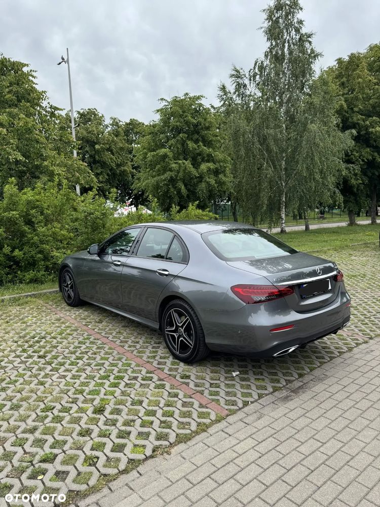 Mercedes-Benz Klasa E 220 d 4Matic 9G-TRONIC AMG Line NIGHT Edition - 7