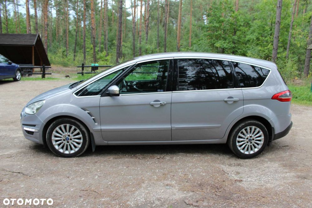 Ford S-Max 2010 photo 3