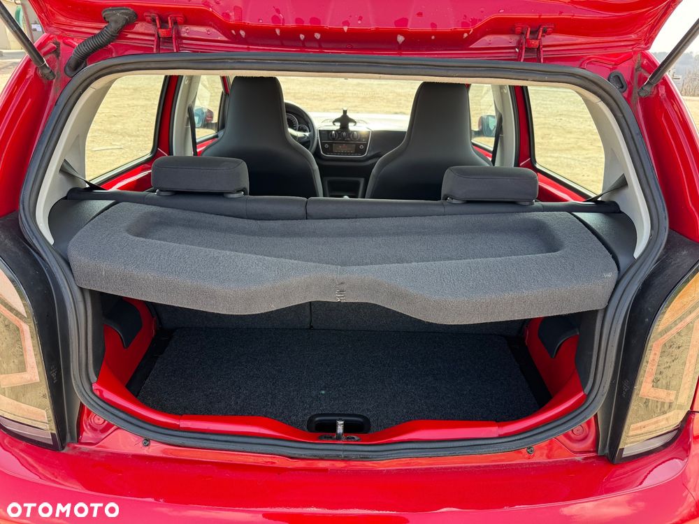 Volkswagen up! (BlueMotion Technology) beats - 14