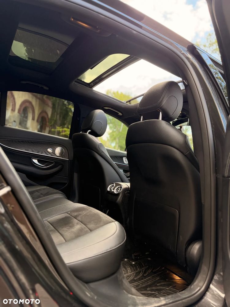 Mercedes-Benz Klasa E 220 d 9G-TRONIC - 25