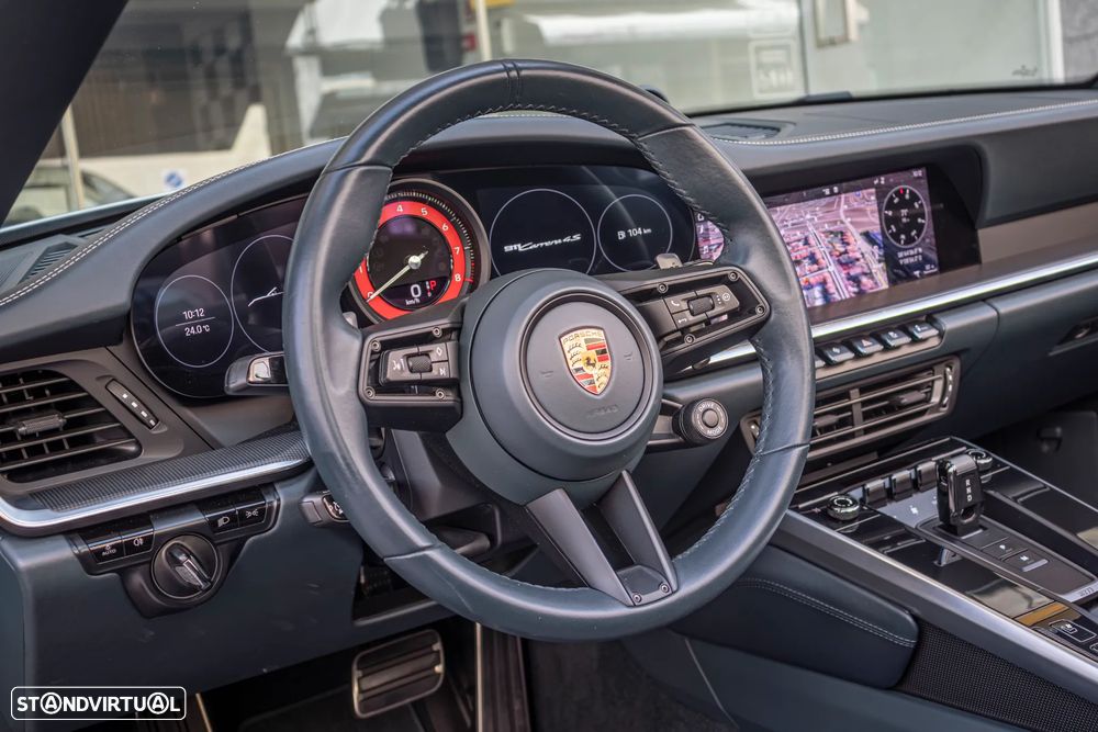 Porsche 911 (992) Carrera 4S PDK - 12